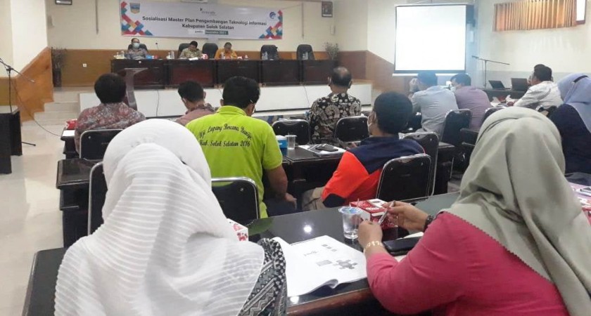 Pemkab Sosialisasikan Master Plan Teknologi Informasi