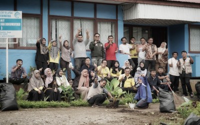 Gotong Royong di Lingkungan Dinas Kominfo